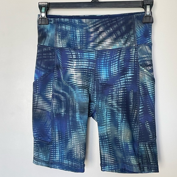 Lululemon Invigorate High Rise Short “8” - Picture 2 of 5